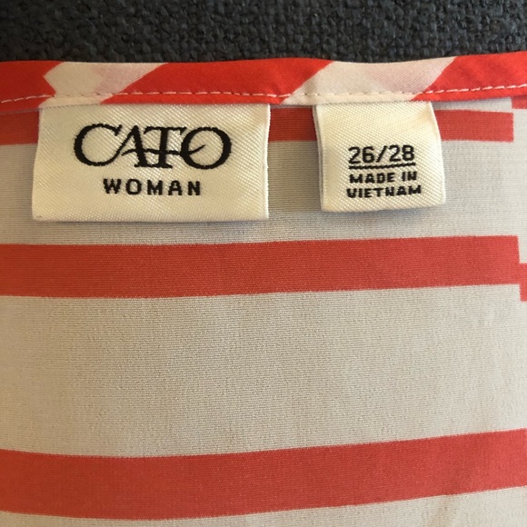 Cato blouse. Size 26/28. - Picture 6 of 6